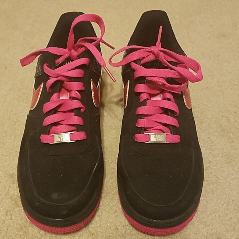 💎Nike Air Force 1s Black & Pink